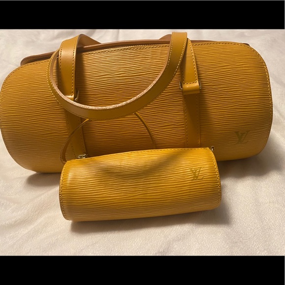 Sold on IG🔥Louis Vuitton Yellow epi papillon - Picture 1 of 4